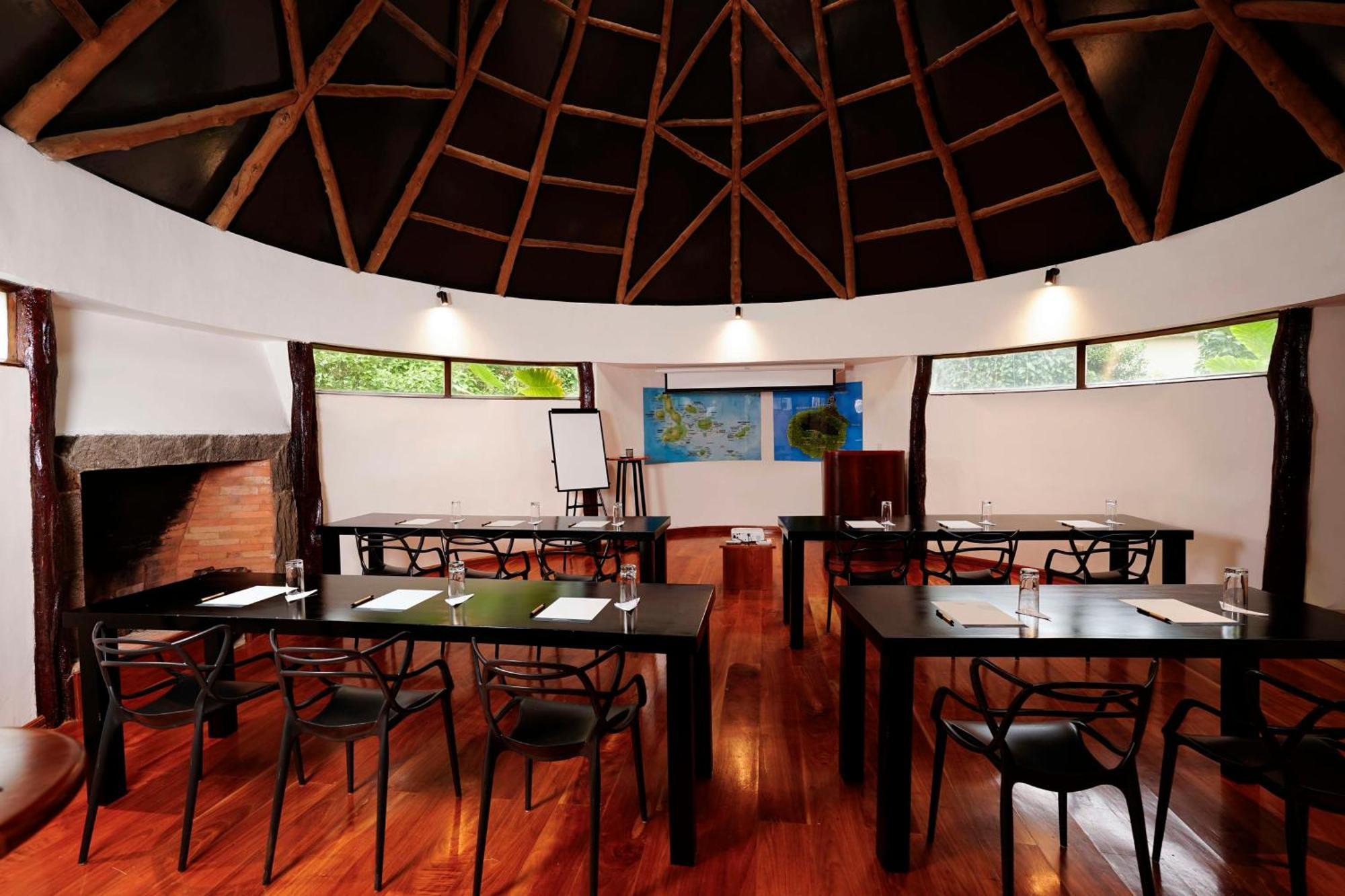 Royal Palm Galapagos, Curio Collection Hotel By Hilton Bellavista  Екстериор снимка