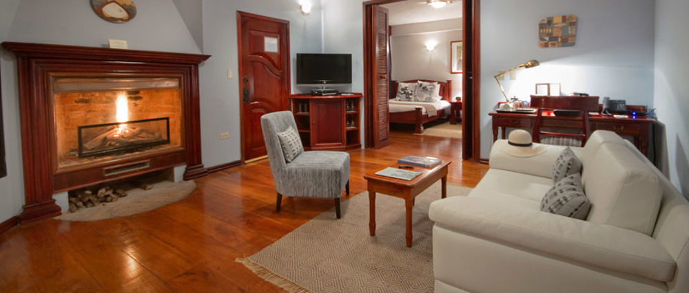 Royal Palm Galapagos, Curio Collection Hotel By Hilton Bellavista  Екстериор снимка