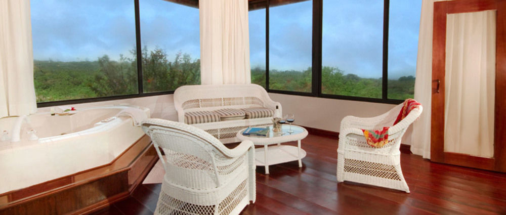 Royal Palm Galapagos, Curio Collection Hotel By Hilton Bellavista  Екстериор снимка